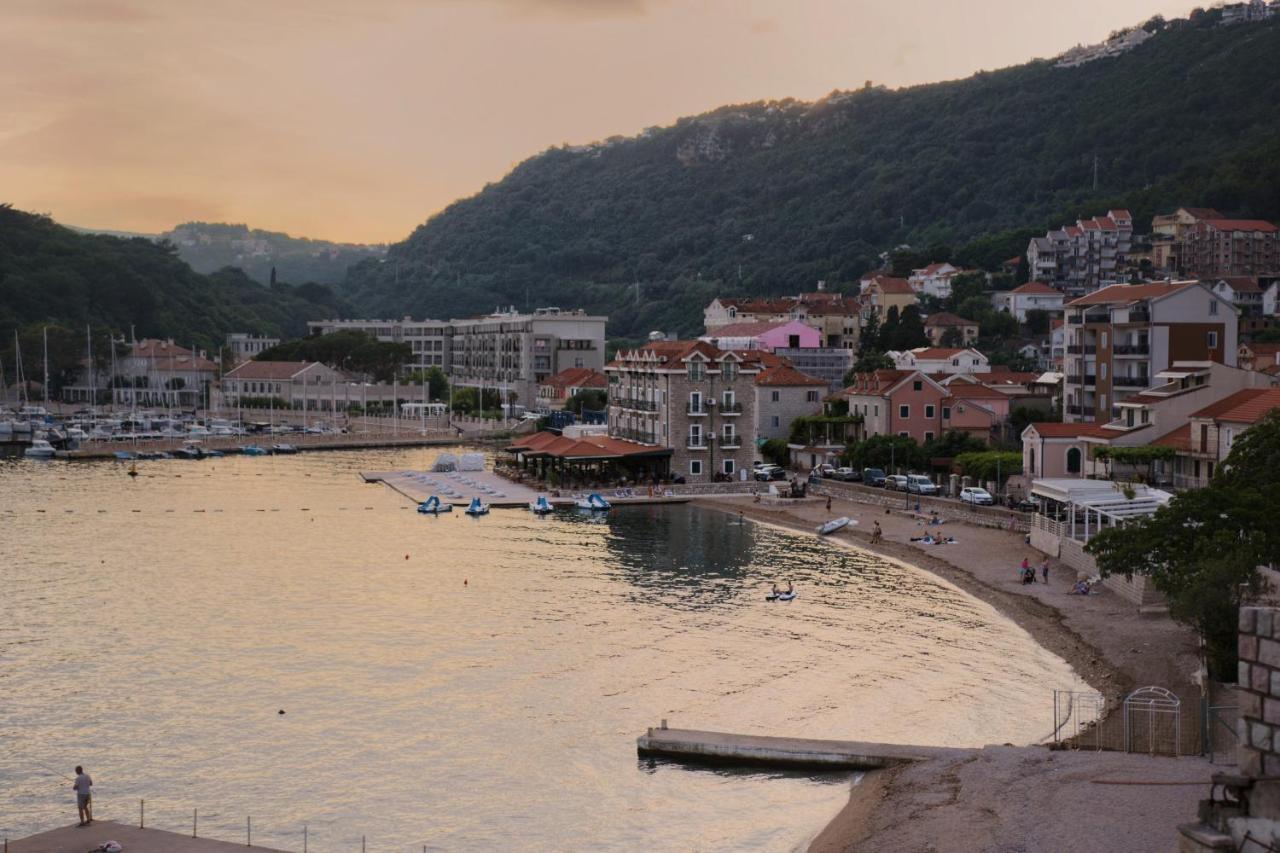 Hotel Rr Χέρτσεγκ Νόβι Εξωτερικό φωτογραφία