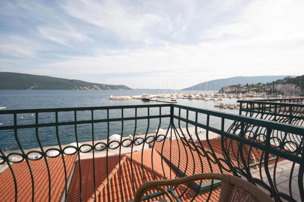 Hotel Rr Χέρτσεγκ Νόβι Εξωτερικό φωτογραφία