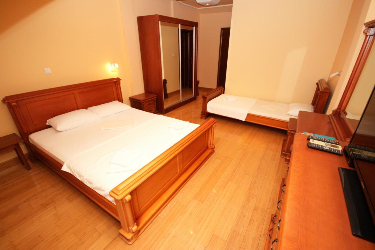 Hotel Rr Χέρτσεγκ Νόβι Εξωτερικό φωτογραφία