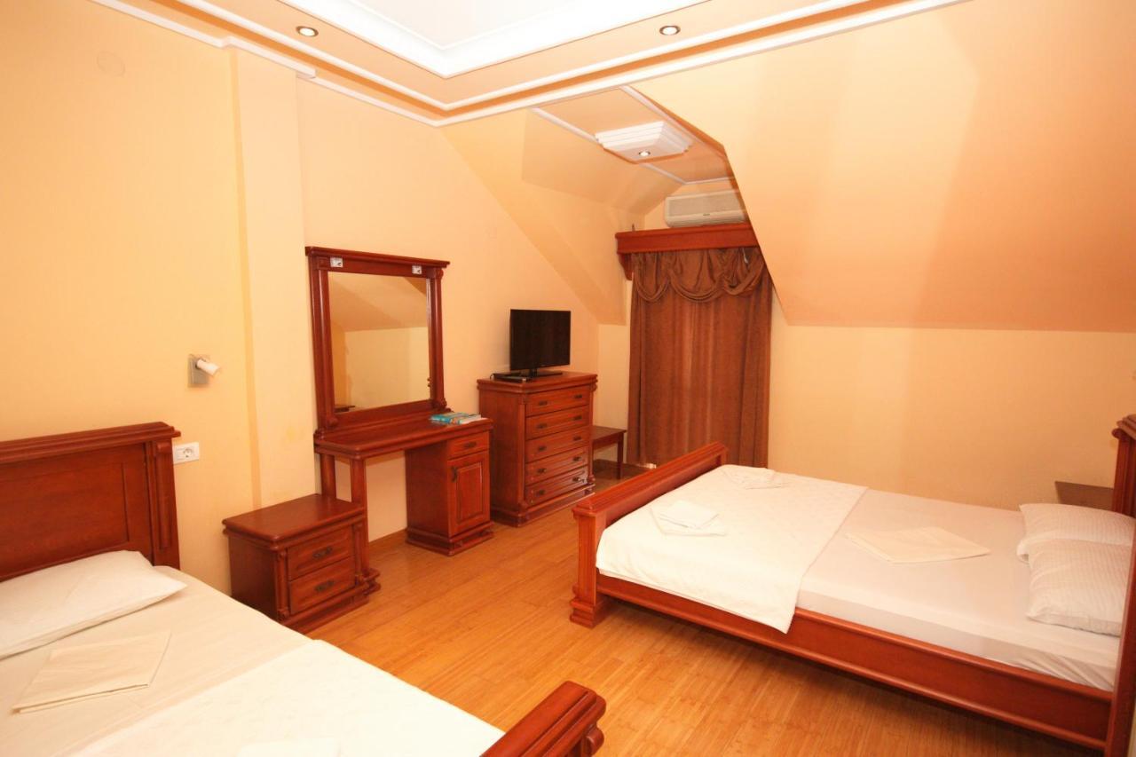 Hotel Rr Χέρτσεγκ Νόβι Εξωτερικό φωτογραφία