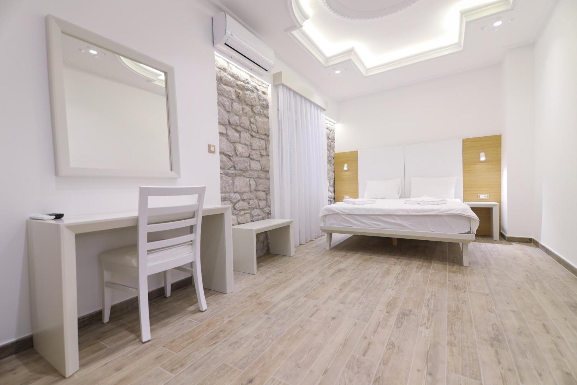 Hotel Rr Χέρτσεγκ Νόβι Εξωτερικό φωτογραφία