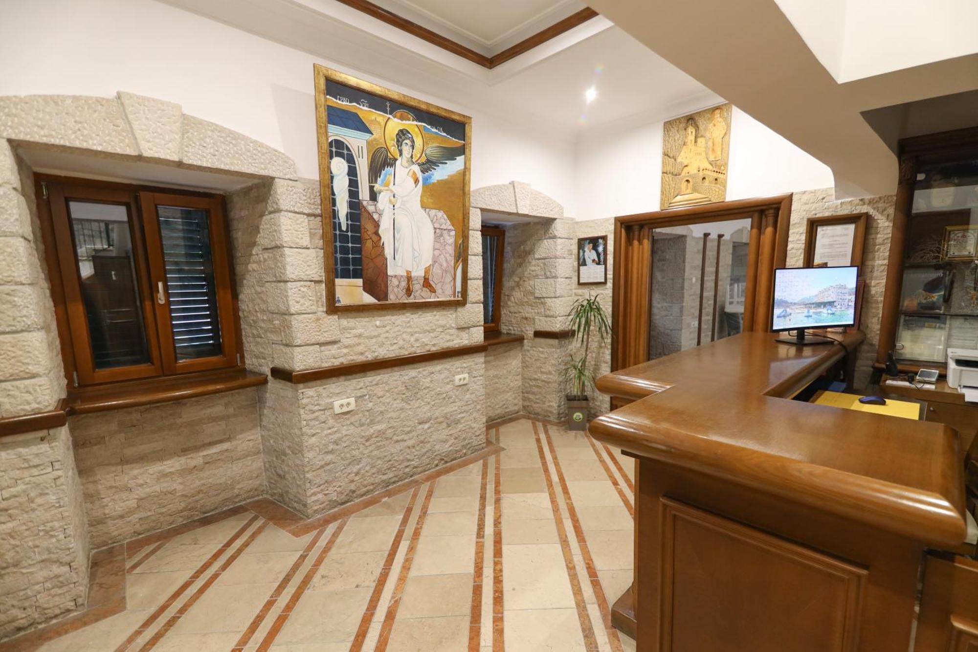 Hotel Rr Χέρτσεγκ Νόβι Εξωτερικό φωτογραφία