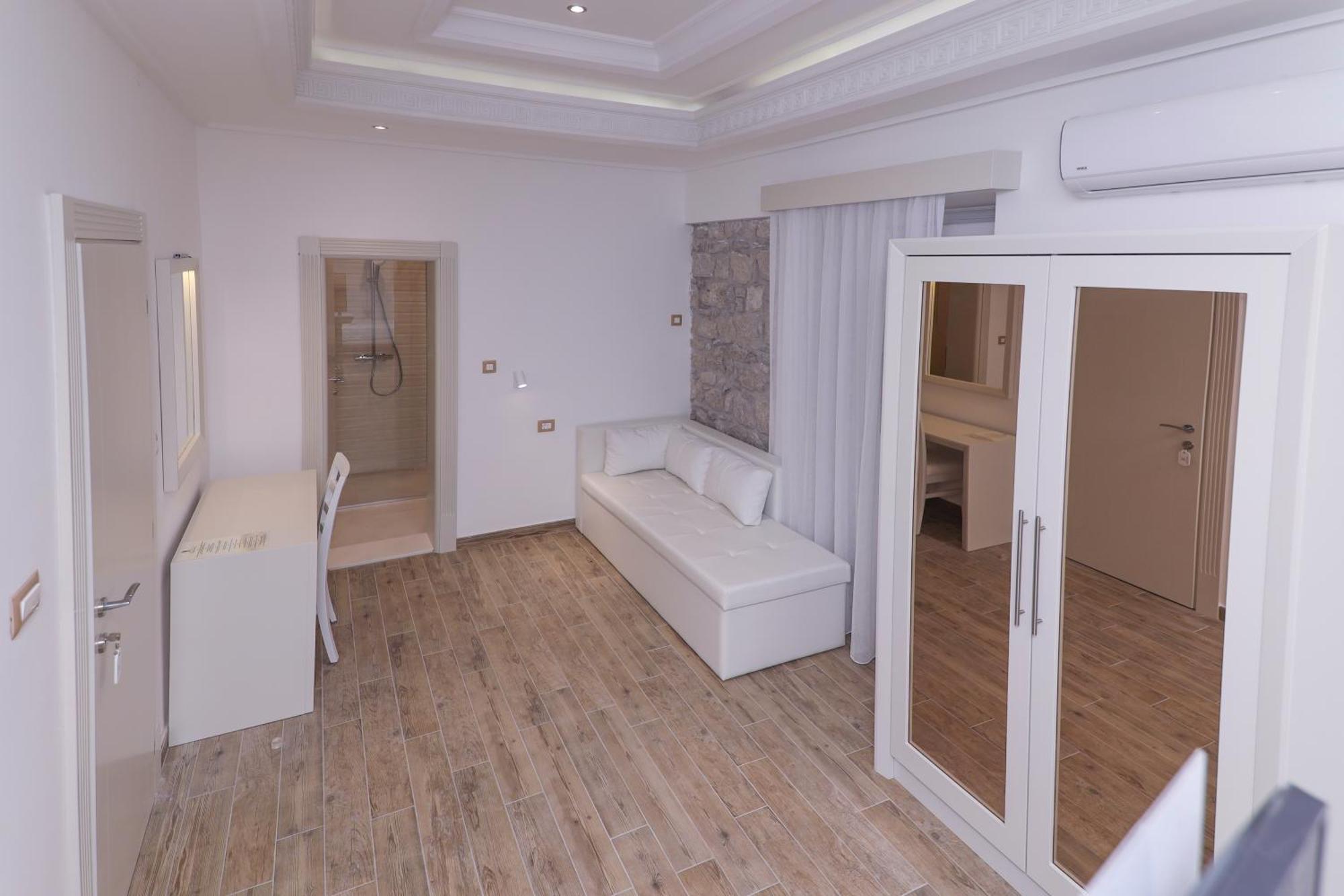 Hotel Rr Χέρτσεγκ Νόβι Εξωτερικό φωτογραφία